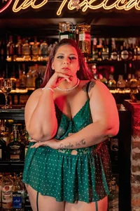 🍑Pin-Up BBW  🍀🍻St. Patric Celebration💚 od SilvanaBombshell  6 snímek