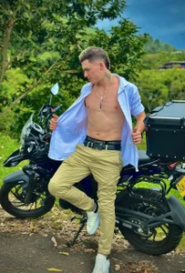 Ken_bigcock77 día soleado صورة واحدة|Ken_bigcock77 día soleado صورتان|Ken_bigcock77 día soleado  5 صور|Ken_bigcock77 día soleado  5 صورة