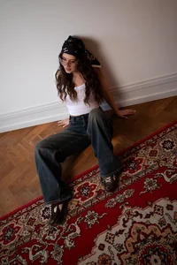 milaleoneli Hi. Are you resting alone? 사진 3