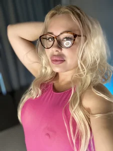 MonnyStef Public  4. fénykép