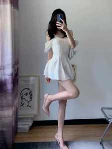 lynn-156 Public Pic 3