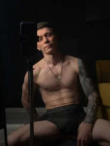 Jon_jon20 Dark Vibe 🖤 Foto 4