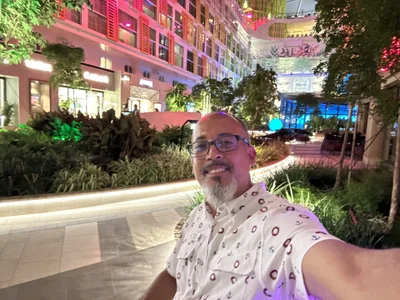 Jakk_Danielle_Lounge Me Pic 7