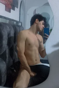 Alex_and_Fabian 👿 Hình 2