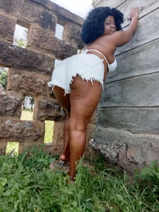 Lillybee74 Public Pic
