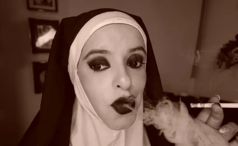 🚬 od YourMissAlice  4 snímek