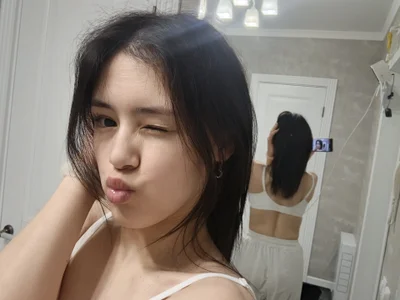 VerlieChahalJust woke up图片