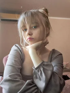 Olivka_Grr Public Pic 4