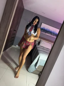 _SamantaGomez Will you help me with my homework? I promise to behave myself.📚 사진 2