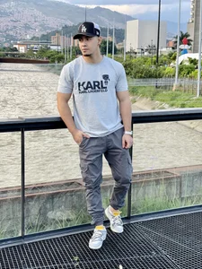 Natural de Dimitri_Colleman  5 photos