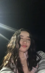 Angeeel_ Public Pic 5