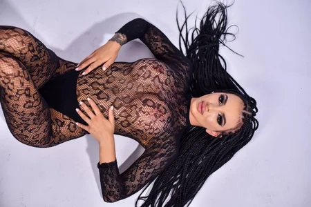 VelmaEvans Hotter than your ex Pic 9