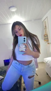 missgomez4uのsome of meの 8枚の写真