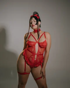 sophiepixel: COME FEEL ME ❤️ ( 4 фото)