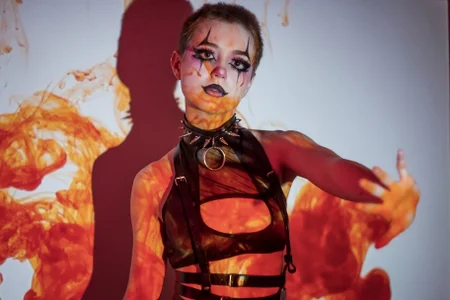 GhostieGhoo Red in the Water  2টি ছবি