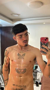 NikoStone_のIf playing with you is dangerous... let the risk begin.の 4枚の写真