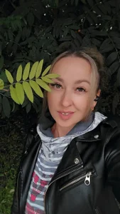 shana_powerss I'm just different and so mysterious Poză 3