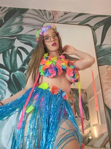 Hada_Magicaのbeautiful hawaiian 🔥🌴💦の枚の写真