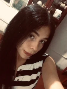 nahiara_santana welcome guys 🌸🔥 Bilde