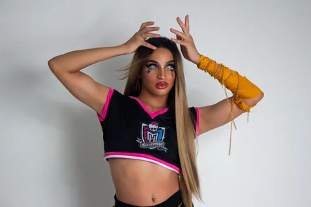 KylieVictoria Public Bilde