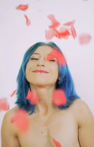 Rose Petals🥀 od SkarletJhonson_  4 snímek