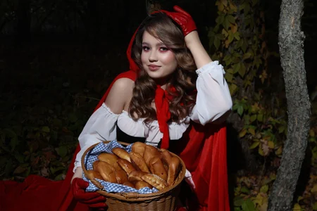 SelinSwarovski Little Red Riding Hood 圖片 5