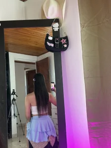 Samy sexy 🙈🙈💜 od samymelo  9 snímek