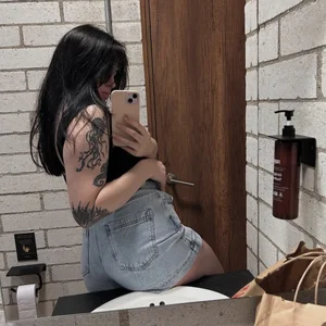 evelynrosess1のPublicの 3枚の写真