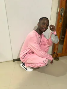 Luca_Sins Public Pic 2