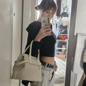 LaurenaParkin Public Pic