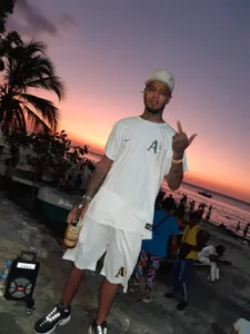 meghan_travis Public รูป 