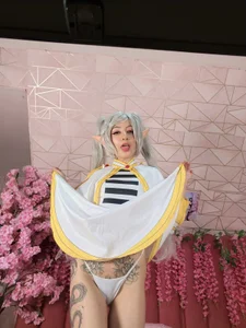 Alicebenett Horny and sexy Pic 4