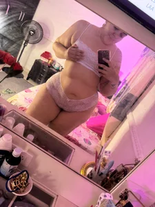 emma_hoot1 Christmas in my house...🎁🎄🎅 Pic 5