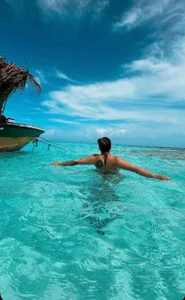 Emma_JJonesのSun, sand… and Me 🌊⛱👑の 5枚の写真