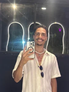 Axxel_Monroy Public slika 5