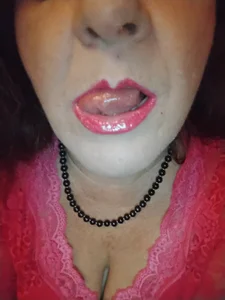 YOURWIFEY Use my mouth  7টি ছবি