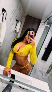 ⭐💛 de Miabrazt  2 Imagens