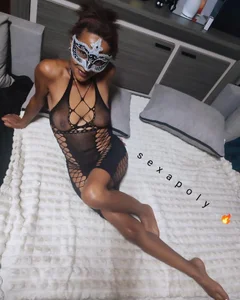 Sexa_poly Public Pic 4