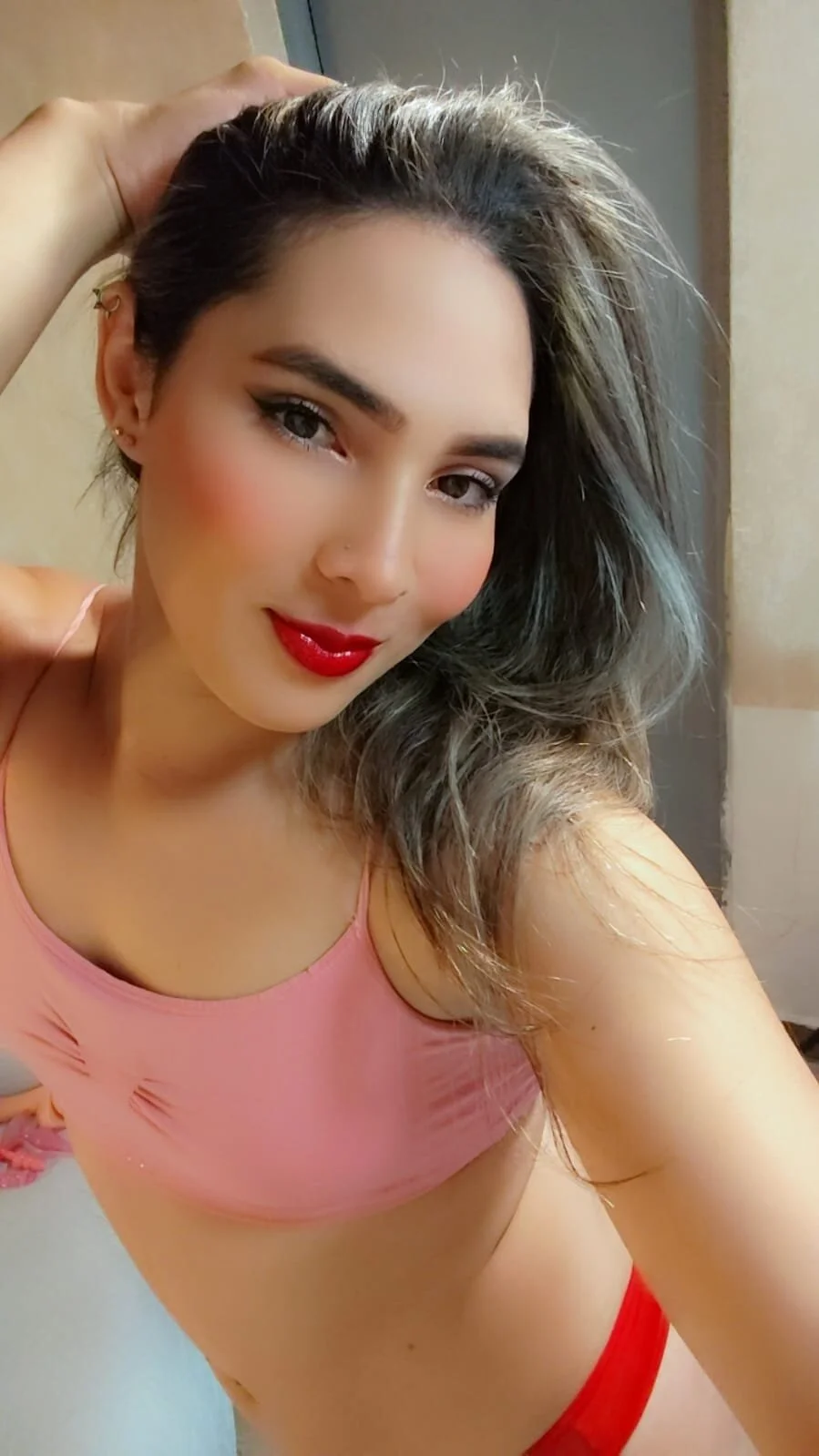 isabelle_scott 님의 트렌드 중인 사진  8157개