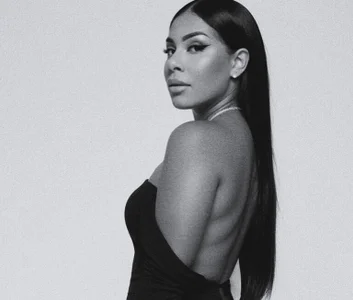 Miss_Ava Black and White/ Fashion Edition Poză