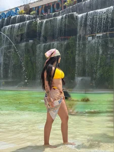 liahouses En traje de baño😈😏 Immagine  2