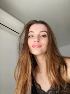 LaveraMelingのstrict and sweet 🥰の枚の写真