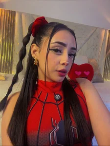 you want me to be your spidergirl de Kat_Saky  photos