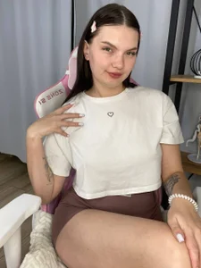 MarloEcker 🖤🤍  5. fénykép