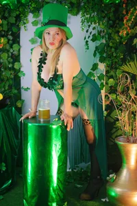 Wife_sexxx San patricio days. 💚💚💚 Pic 9