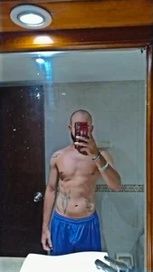 Duglass_tomson Public Poză 3