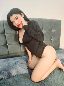 Jenifer_em Public Pic 5