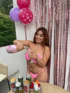 birthday mia de Kim_and_Mia Foto 3