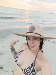 TinaPortman Public Pic 3