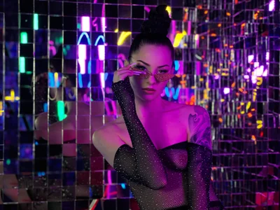 bigJuicyPussyNEON AESTHETICS图片 6